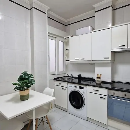 Cozy Apartment In The City Center By Aloha Bilbao Exterior photo
