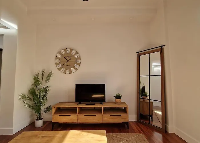 Cozy Apartment In The City Center By Aloha Bilbao